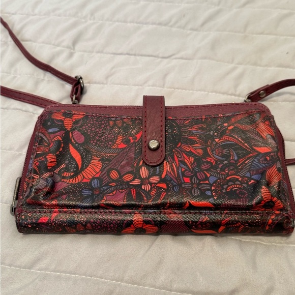 Sakroots crossbody wallet and phone carrier. - Picture 2 of 12